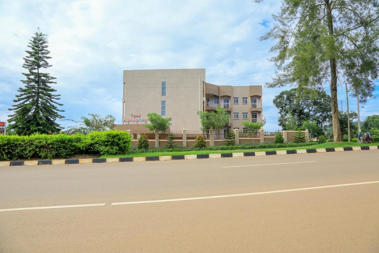 Hotel 7 Seasons Entebbe Bagian luar foto